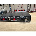 MFJ-1263 cCOMMUTATORE TRA DUE MICROFONI E DUE RADIO OTTIMO