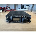 YAESU FT 817 QUADRIBANDA ALL MODE OTTIMO