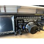 YAESU FT DX 101 MP HF E 50 MHZ ALL MODE 200 WATT COME NUOVO CON IMBALLI E GARANZIA CSY AND SON