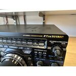 YAESU FT DX 101 MP HF E 50 MHZ ALL MODE 200 WATT COME NUOVO CON IMBALLI E GARANZIA CSY AND SON