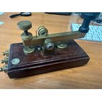 TASTO TELEGRAFICO CW VERTICALE OTTONE LEGNO