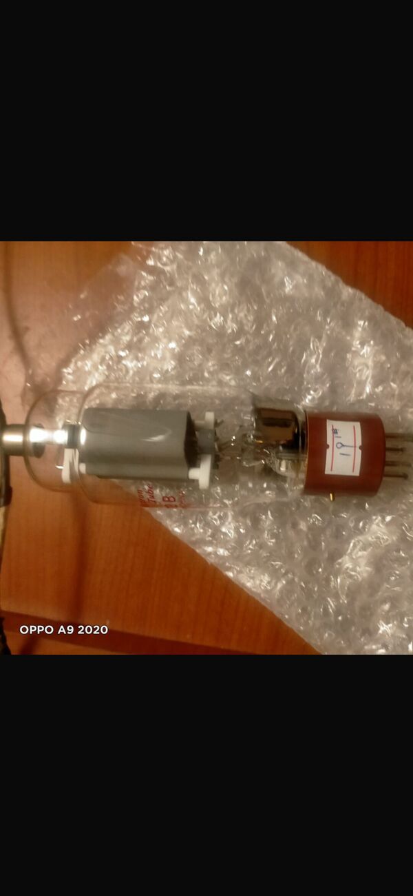 YAESU FL 2100 BLINEARE VALVOLARE HF ALIMENTAZIONE A 220 V OTTIMO VALVOLE NUOVE