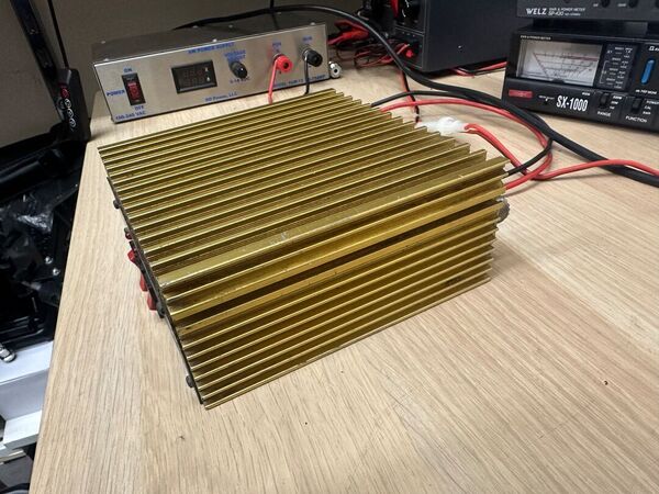 ZETAGI B 303 LINEARE 20-30 MHZ OTTIMO