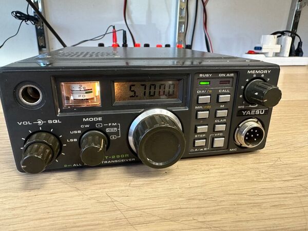 YAESU FT 290 R VHF ALL MODE LEGGI BENE