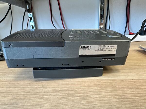 HITACHI WORLDSPACE KH.WS1 RICEVITORE FM STEREO, AM SW1 E SW2 DIGITALE OTTIMO