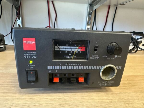 DIAMOND GSV 1200 ALIMENTATORE 15 AMPERE PEP OTTIMO