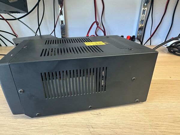 DIAMOND GSV 1200 ALIMENTATORE 15 AMPERE PEP OTTIMO