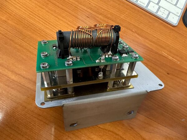 SSB ELECTRONICS AC 2004 E AS 2004 COMMUTAZIONE  SU QUATTRO ANTENNE  SU TUTTE LE BANDE RADIOAMATORIALI DAGLI 80M  AI 70 CM