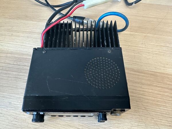 KENWOOD TM 431E UHF VEICOLARE OTTIMO CON SUBTONI E IMBALLO