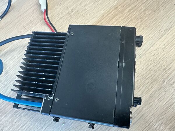 KENWOOD TM 431E UHF VEICOLARE OTTIMO CON SUBTONI E IMBALLO