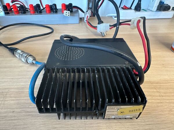 KENWOOD TM 431E UHF VEICOLARE OTTIMO CON SUBTONI E IMBALLO