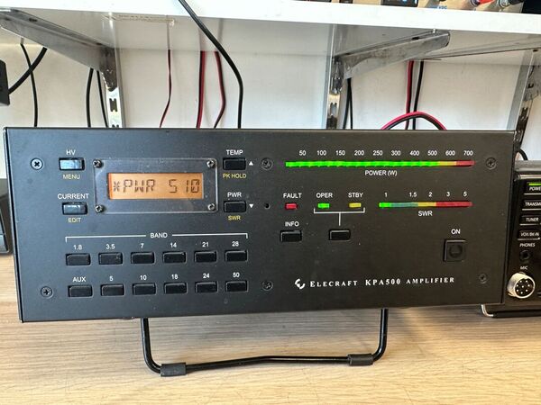 ELECRAFT KPA500 AMPLIFICATORE LINEARE STATO SOLIDO HF + 6M  500 WATT ALIMENTAZIONE A 220 V OTTIMO