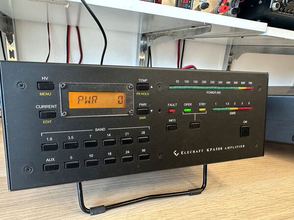 ELECRAFT KPA500 AMPLIFICATORE LINEARE STATO SOLIDO HF + 6M  500 WATT ALIMENTAZIONE A 220 V OTTIMO