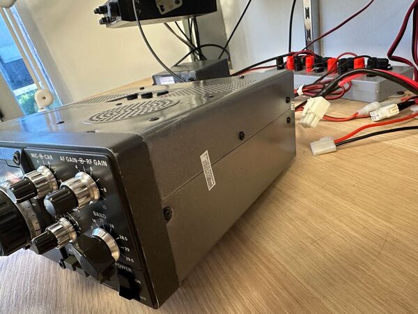 KENWOOD TS 120V HF ALL MODE QRP 10 WATT OTTIMO CON IMBALLO