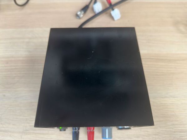 NISSEI SPS 250 A ALIMENTATORE SWITCHING 25 AMPERE CON STRUMENTOI V/A OTTIMO