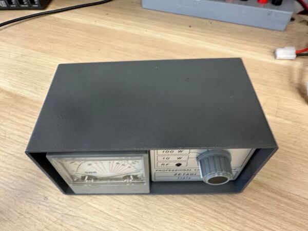 ZETAGI MOD 430 PROFESSIONAL LINE ROSWATTMETRO DA 120 MHZ A 500 MHZ 1KW PEP OTTIMO