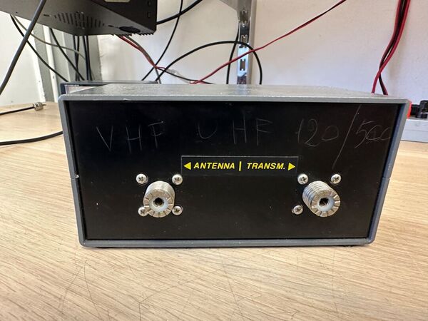 ZETAGI MOD 430 PROFESSIONAL LINE ROSWATTMETRO DA 120 MHZ A 500 MHZ 1KW PEP OTTIMO