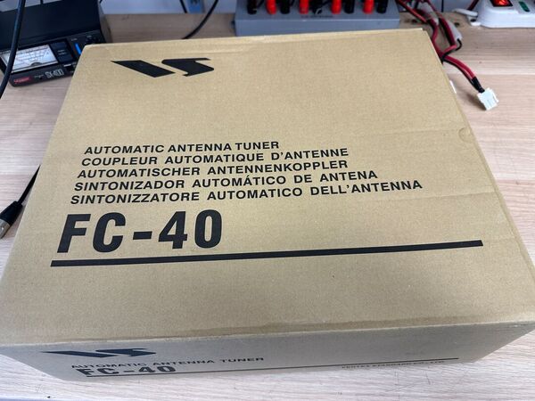 YAESU FC 40 ACCORDATORE  PER LONG WIRE EWHIP ANTENNA UTILIZZABILE COM VARI APPARATI YAESU  NUOVO PRONTA CONSEGNA