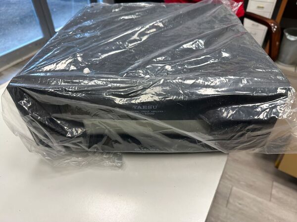 YAESU  QUADRA SYSTEM VL-1000 LINEARE STATO SOLIDO CON AT TUNER HF E 50 MHZ ULTIME SERIE COME NUOVO CON VP-1000 GARANZIA CSY AND SON CON IMBALLI