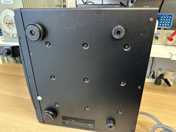 YAESU  QUADRA SYSTEM VL-1000 LINEARE STATO SOLIDO CON AT TUNER HF E 50 MHZ ULTIME SERIE COME NUOVO CON VP-1000 GARANZIA CSY AND SON CON IMBALLI