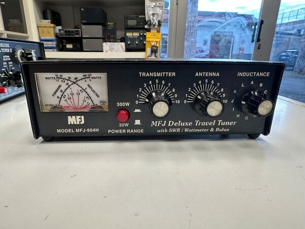 MFJ 904H ACCORDATORE HF MANUALE OTTIMO 300 WATT PEP