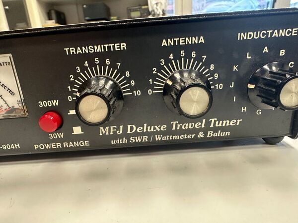 MFJ 904H ACCORDATORE HF MANUALE OTTIMO 300 WATT PEP