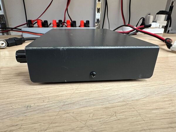 MFJ-1263 cCOMMUTATORE TRA DUE MICROFONI E DUE RADIO OTTIMO