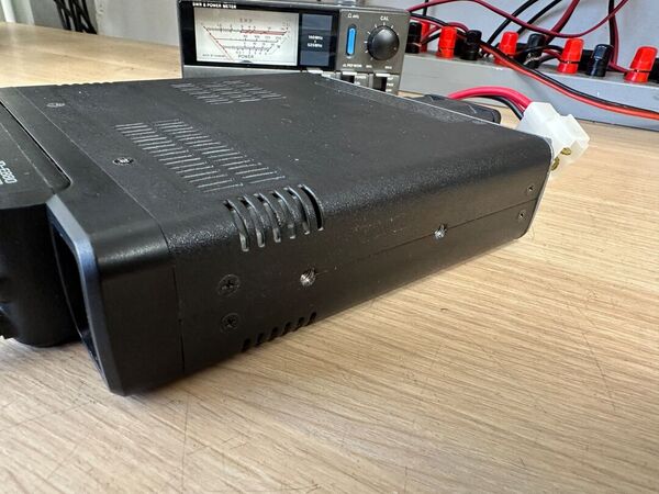 ICOM ID E 880 BIBANDA VEICOLARE ANALOGICO DIGITALE D STAR OTTIMO CON IMBALLO