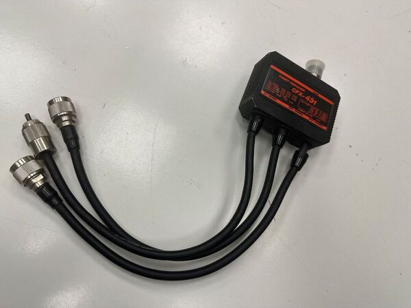 COMET CFX-431 TRIPLEXER 1,3-150 MHZ /350-500 MHZ/840-1400 MHZ OTTIMO