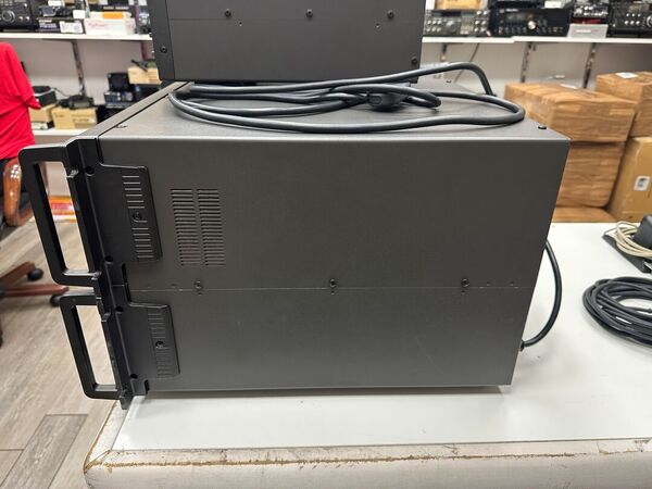 ICOM IC 4KL LINEARE HF STATO SOLIDO 1 KW OTTIMO E RARO