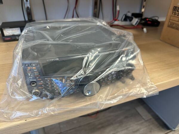 KENWOOD TS 2000 X PENTABANDA HF 50 144 430 1200 MHZ ECCELLENTE STATO DOPPIO IMBALLO GARANZIA CSY AND SON UN ANNO