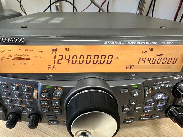 KENWOOD TS 2000 X PENTABANDA HF 50 144 430 1200 MHZ ECCELLENTE STATO DOPPIO IMBALLO GARANZIA CSY AND SON UN ANNO