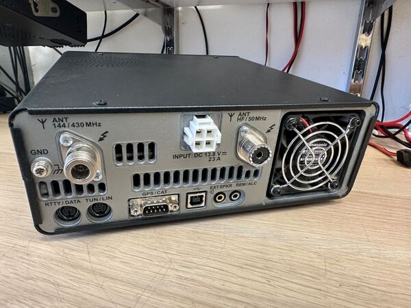 YAESU FT 991 A QUADRIBANDA ALL MODE OTTIMO CON IMBALLO GARANZIA CSY AND SON