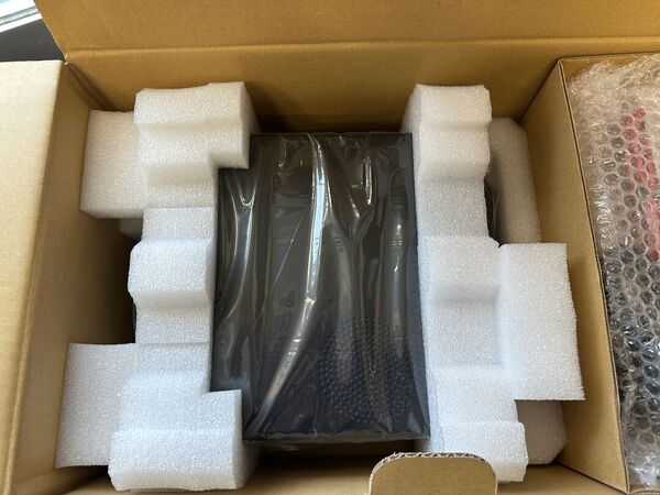 YAESU FT 710 AESS HF E 50 MHZ ALL MODE COME NUOVO SOLO PROVATO CON IMBALLO E GARANZIA CSY AND SON UN ANNO