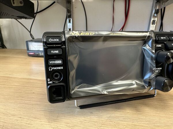 YAESU FT 710 AESS HF E 50 MHZ ALL MODE COME NUOVO SOLO PROVATO CON IMBALLO E GARANZIA CSY AND SON UN ANNO