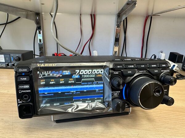 YAESU FT 710 AESS HF E 50 MHZ ALL MODE COME NUOVO SOLO PROVATO CON IMBALLO E GARANZIA CSY AND SON UN ANNO