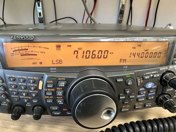 KENWOOD TS 2000 QUADRIBANDA ALL MODE OTTIMO DOPPIO IMBALLO