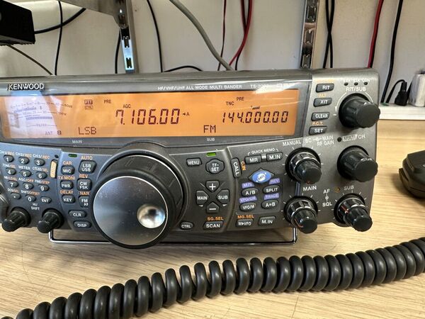 KENWOOD TS 2000 QUADRIBANDA ALL MODE OTTIMO DOPPIO IMBALLO