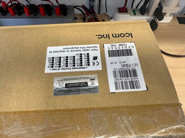 ICOM IC 7300 HF E 50 MHZ ALL MODE OTTIMO CON IMBALLO