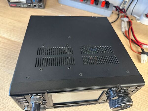 ICOM IC 7300 HF E 50 MHZ ALL MODE OTTIMO CON IMBALLO