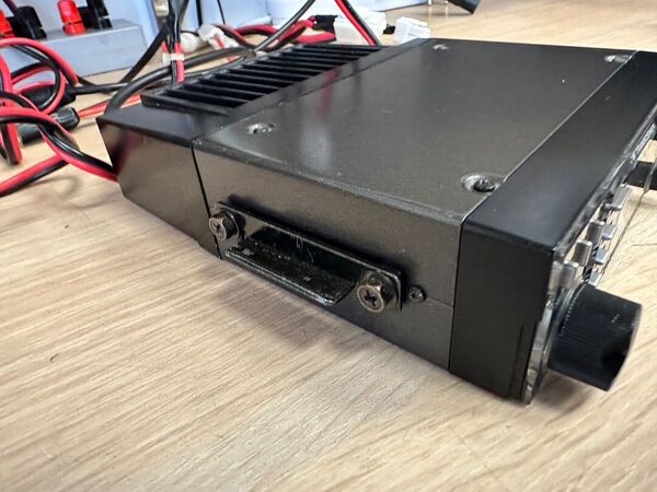 YAESU FT 212 RH VEICOLARE VHF 50 WATT CON SCHEDA TONI  E REC OTTIMO CON IMBALLO