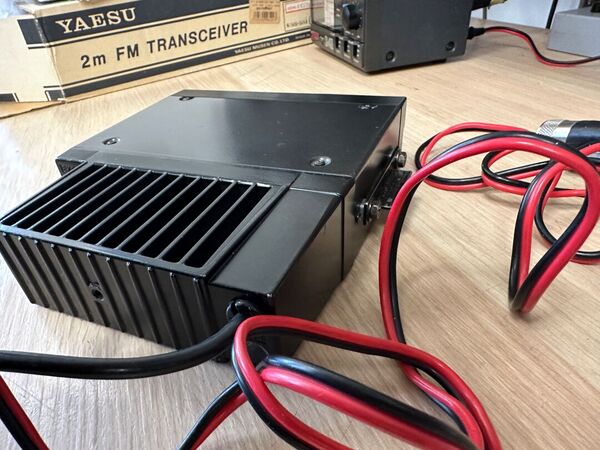 YAESU FT 212 RH VEICOLARE VHF 50 WATT CON SCHEDA TONI  E REC OTTIMO CON IMBALLO