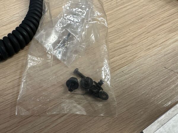 YAESU FT 90 R BIBANDA VEICOLARE 50 WATT OTTIMO E RARO CON IMBALLO