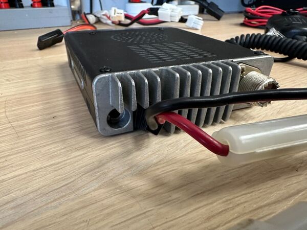 YAESU FT 90 R BIBANDA VEICOLARE 50 WATT OTTIMO E RARO CON IMBALLO