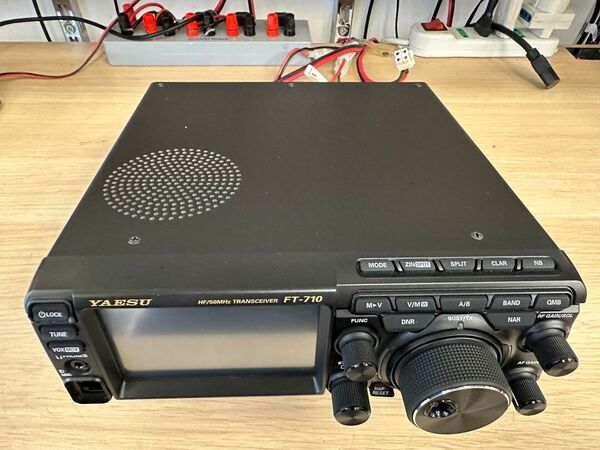 YAESU FT 710 AESS HF E 50 MHZ ALL MODE COME NUOVO CON IMBALLO GARANZIA CSY AND SON