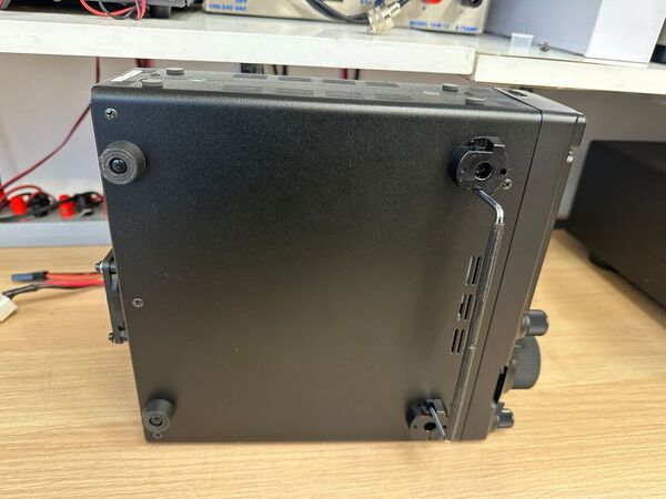 YAESU FT 710 AESS HF E 50 MHZ ALL MODE COME NUOVO CON IMBALLO GARANZIA CSY AND SON