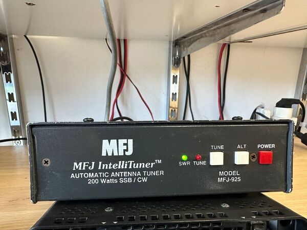 MFJ 926 ACCORDATORE AUTOMATICO ANTENNA HF OTTIMO