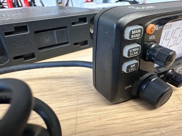 ICOM IC 2730 BIBANDA VEICOLARE OTTIMO CON IMBALLO