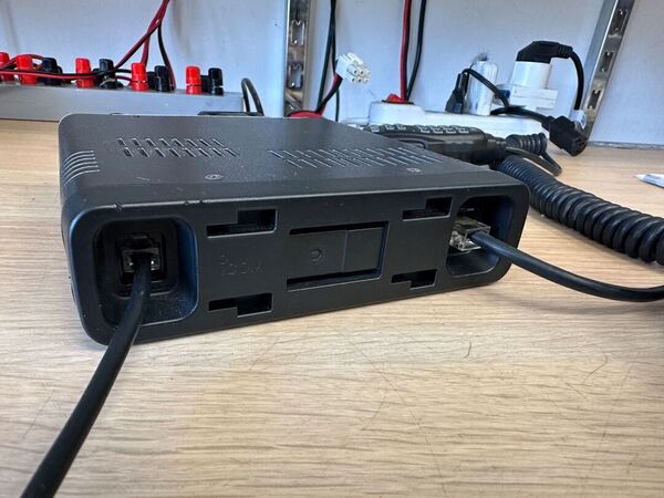 ICOM IC 2730 BIBANDA VEICOLARE OTTIMO CON IMBALLO