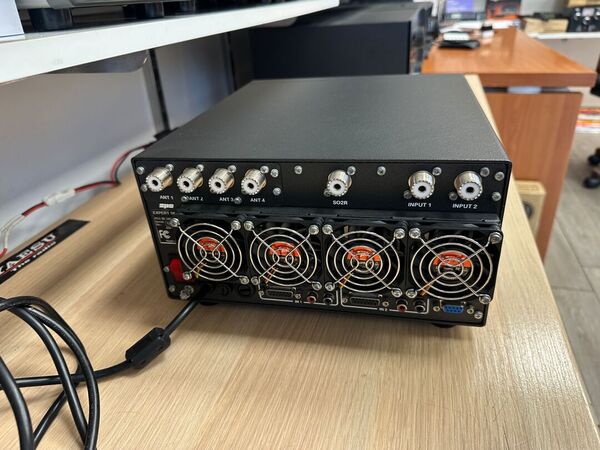 SPE EXPERT 1K-FA LINEARE HF E 50 MHX STATO SOLIDO 1 KW  CON ATU COME NUOVO